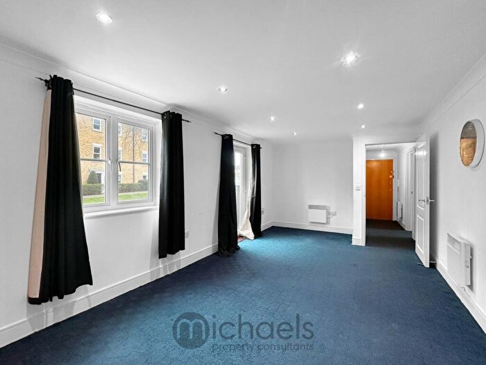 2 Bedroom Apartment For Sale In Tufnell Way, Colchester, Colchester, CO4