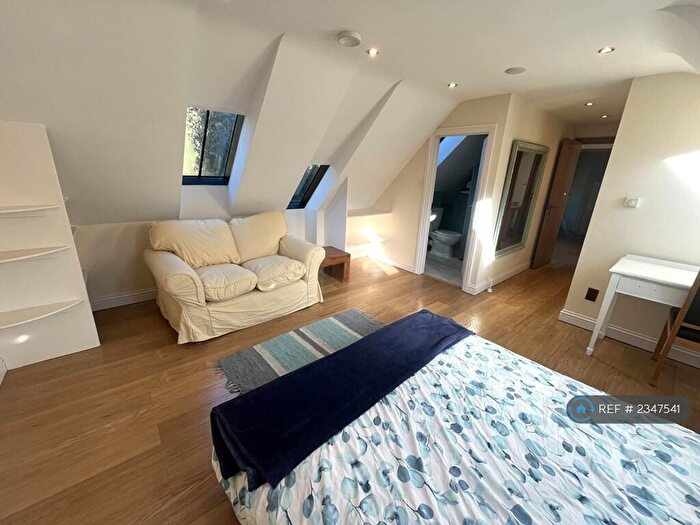 Studio To Rent In Frome Glen, Winterbourne Down, Bristol, BS36