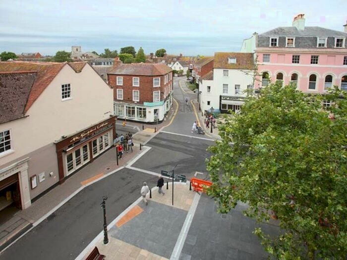 2 Bedroom Apartment To Rent In High Street, Poole, BH15