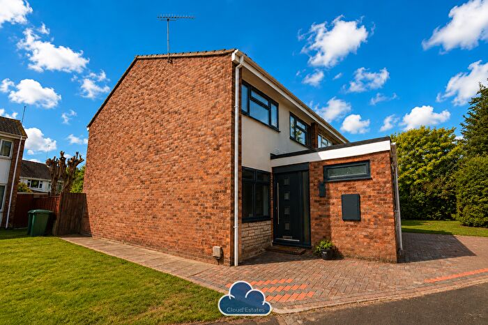 4 Bedroom End Of Terrace House To Rent In Alfriston Road, Finham, CV3