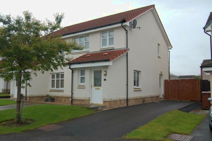 3 Bedroom Semi-Detached House To Rent In The Craig, Rosyth, KY11