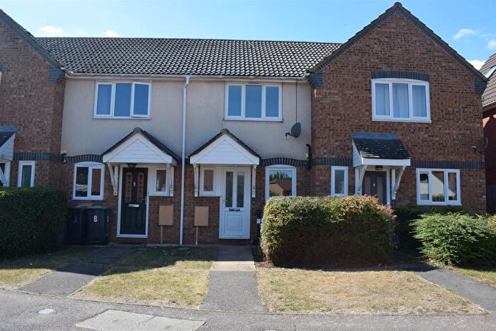 2 Bedroom Terraced House To Rent In Lindisfarne Way, Thrapston, NN14