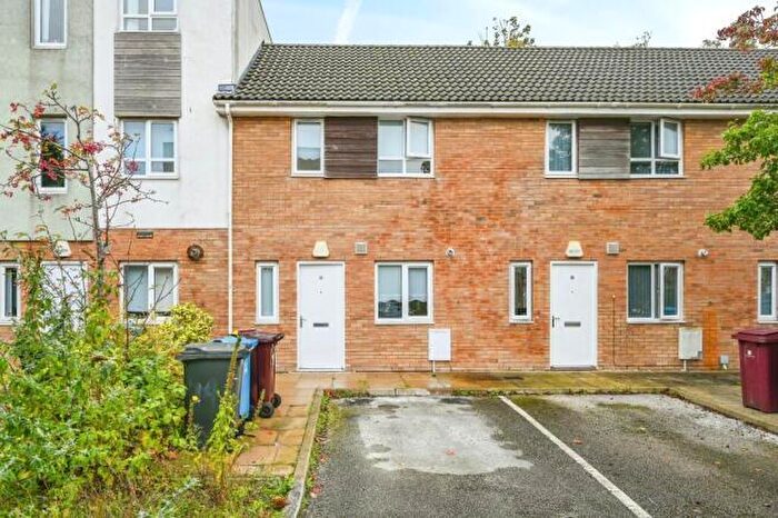 2 Bedroom House To Rent In Hawthorne Drive, Kirkby, L33