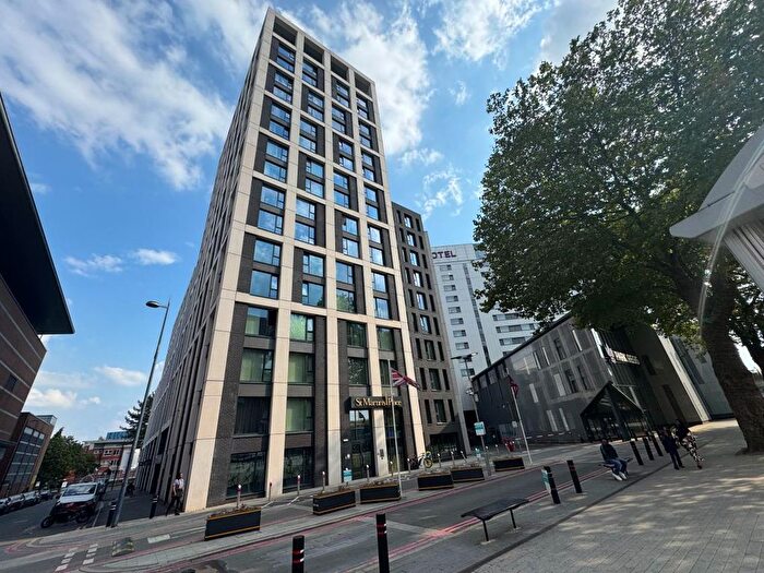 2 Bedroom Flat For Sale In Apartment St. Martins Place, Broad Street, Birmingham, West Midlands, B15