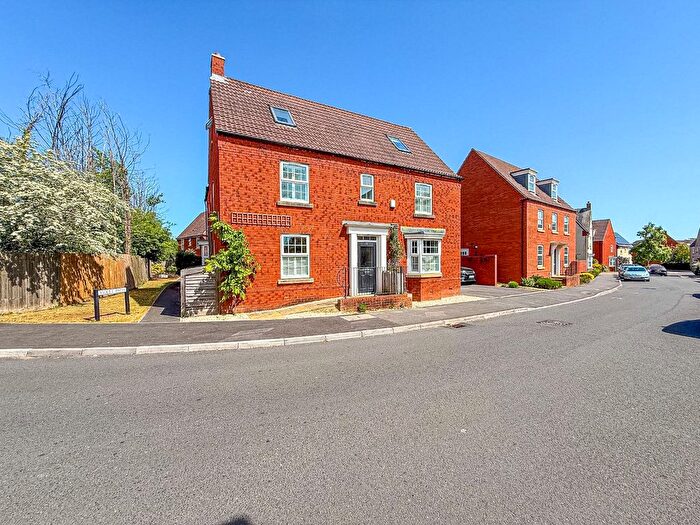5 Bedroom Detached House For Sale In Sorrel Drive, Bridgwater, Somerset, TA5