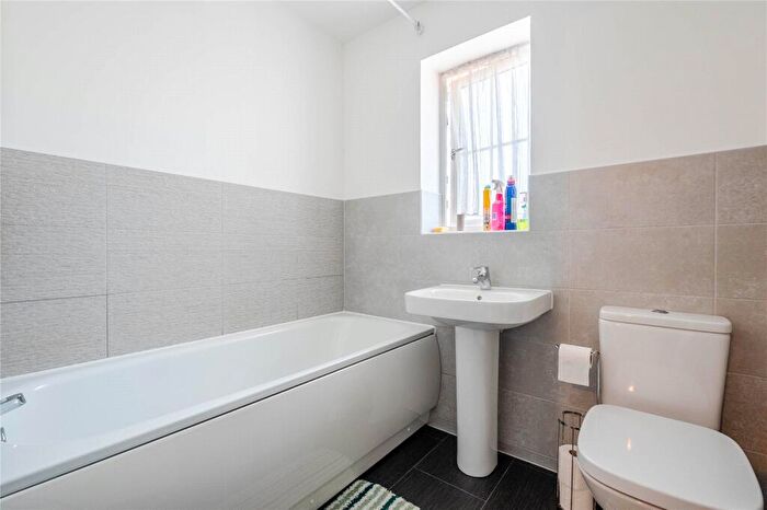 3 Bedroom End Of Terrace House For Sale In Longships Drive, Newton Leys, Bletchley, Milton Keynes, MK3