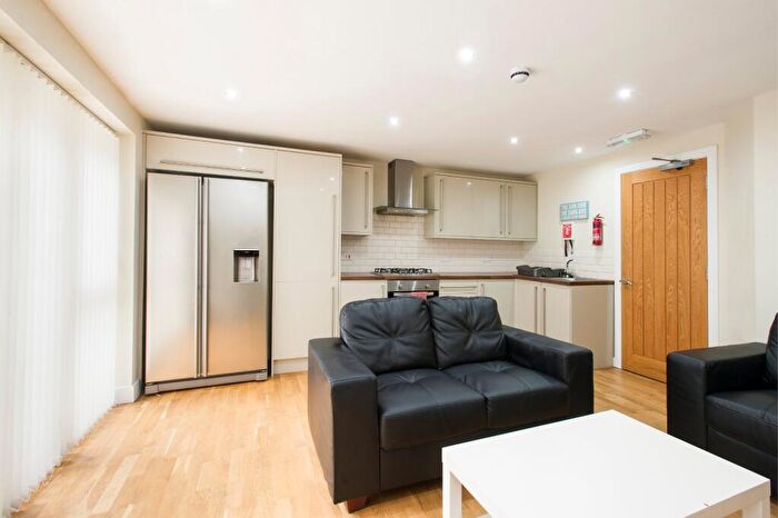 6 Bedroom Detached House To Rent In Talbot Street, Nottingham, Nottinghamshire, NG1