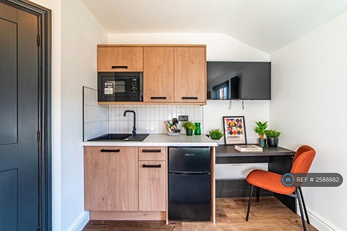 1 Bedroom Flat To Rent In Preston, Preston, PR1