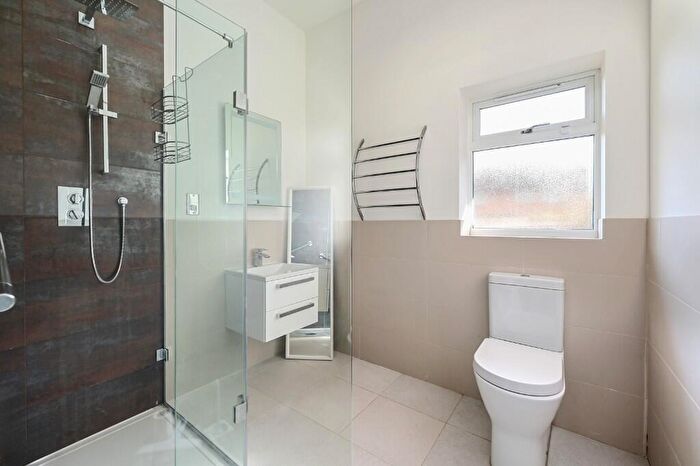 Studio To Rent In Ashley Road, Farnborough, Hampshire, GU14