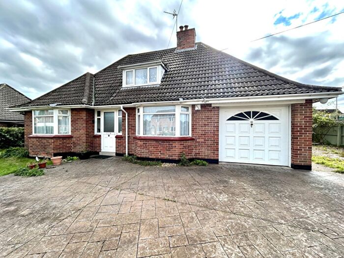 3 Bedroom Detached House For Sale In Riverton Road, Puriton, Bridgwater, TA7