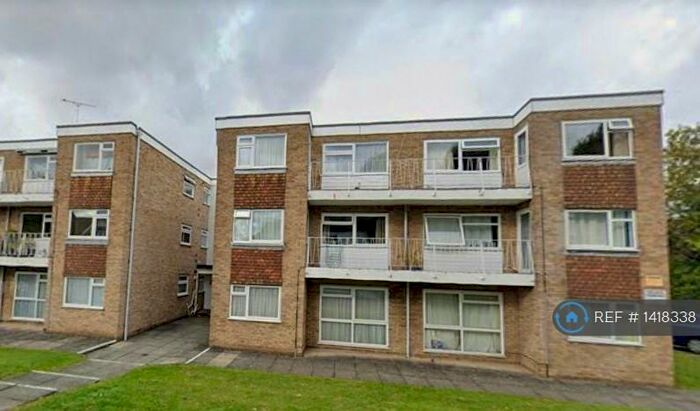 1 Bedroom Flat To Rent In Sherwood Court, Sutton, SM1