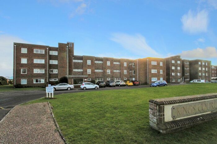 2 Bedroom Flat To Rent In Brighton Road, Lancing, BN15