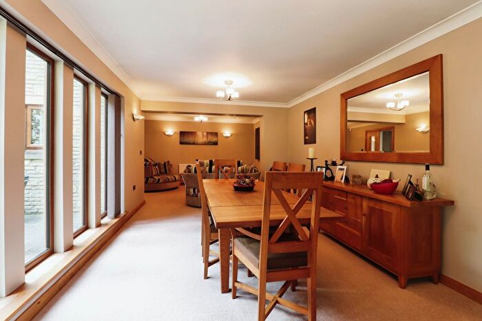 4 Bedroom Detached House For Sale In The Sycamores, Scawthorpe, Doncaster, DN5