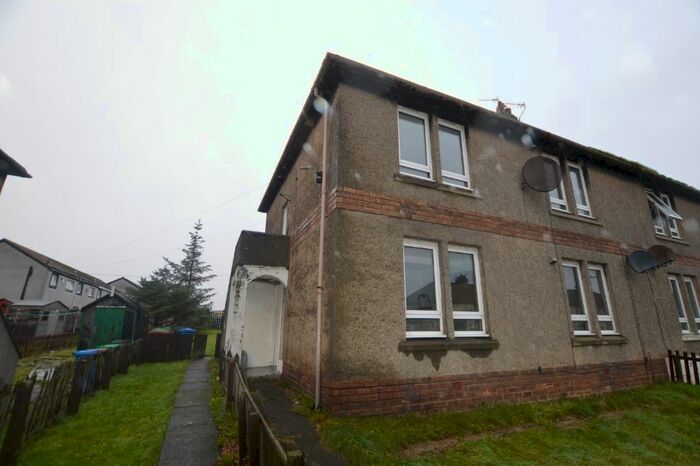 2 Bedroom Flat To Rent In Keir Hardie Street, Methil, Fife KY8