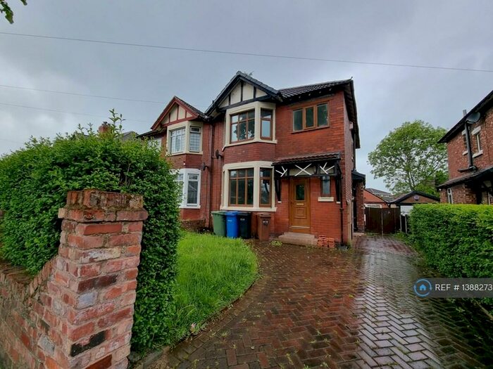 3 Bedroom Semi-Detached House To Rent In Adswood Road, Stockport, SK3