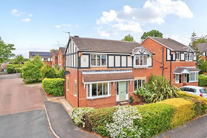 3 Bedroom Detached House For Sale In Woodside Mews, Meanwood, Leeds, LS7