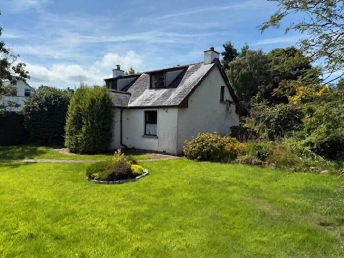 2 Bedroom Detached House For Sale In Redhall Drive, Carrickfergus, BT38