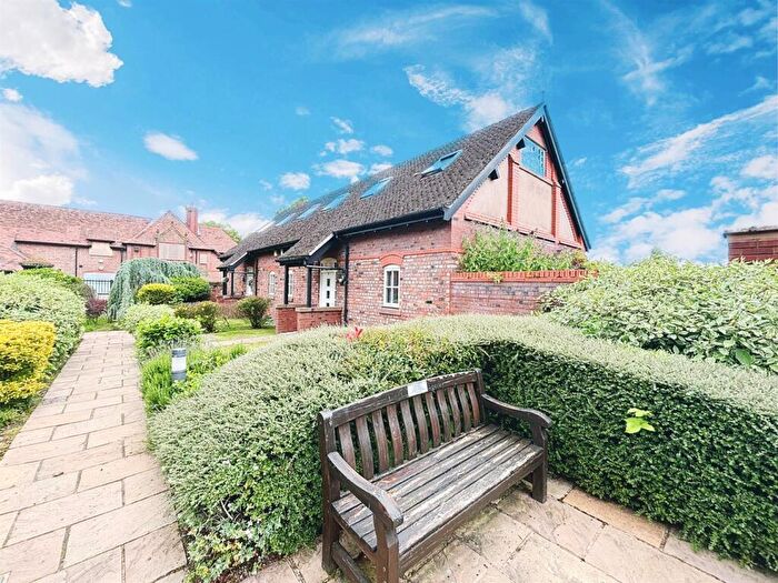 3 Bedroom House To Rent In Ryder Court - Gated Splendor Living - Golf Course Your Neighbour, L35