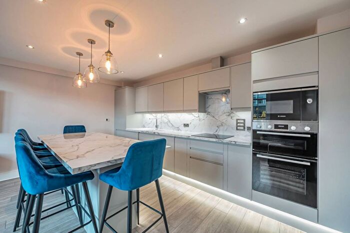 3 Bedroom Flat To Rent In Romney House, Westminster, London, SW1P