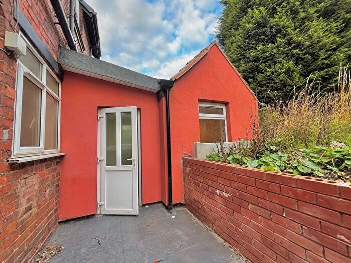 1 Bedroom Flat To Rent In Arboretum Road, Walsall, WS1