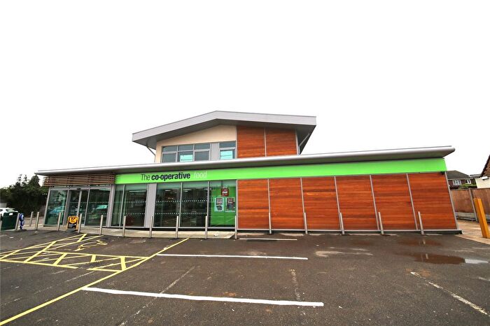 1 Bedroom Flat To Rent In The Sorrells, Corringham, Essex, SS17