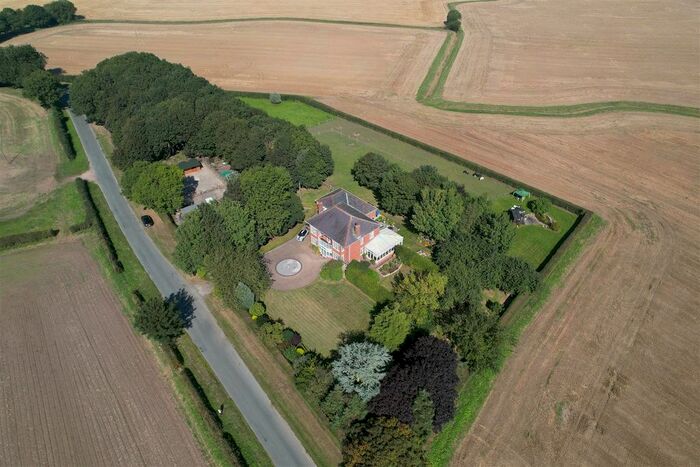 4 Bedroom Detached House For Sale In Humbleton Moor, Humbleton, Hull, HU11