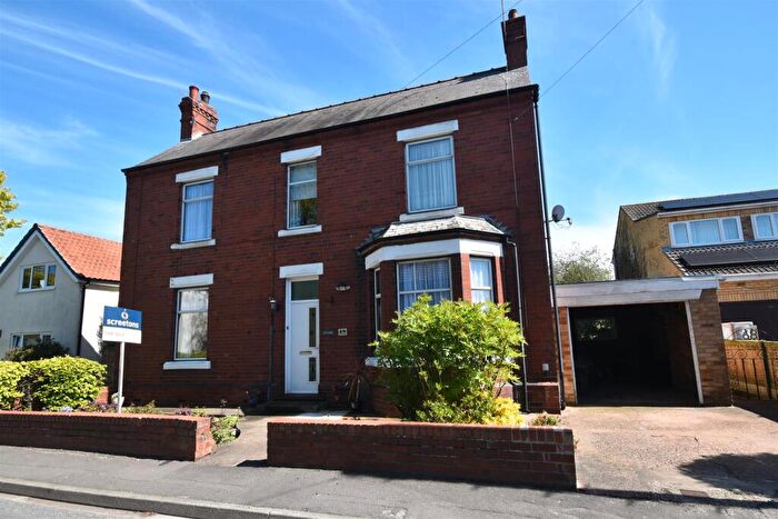 3 Bedroom Detached House For Sale In High Street, Hook, DN14