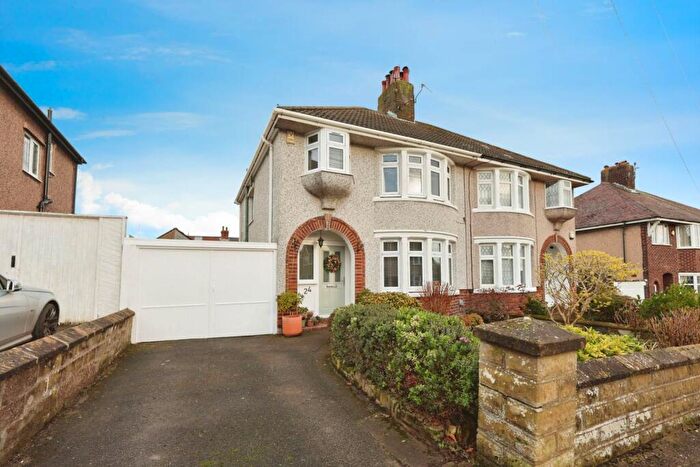 3 Bedroom Semi Detached House For Sale In Regents Way, Bebington, CH63