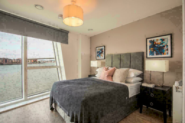 2 Bedroom Apartment To Rent In Vantage Tower, Centenary Plaza, SO19