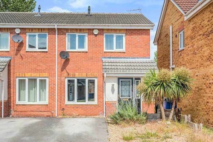 3 Bedroom Semi-Detached House To Rent In Haller Close, Armthorpe, Doncaster, DN3