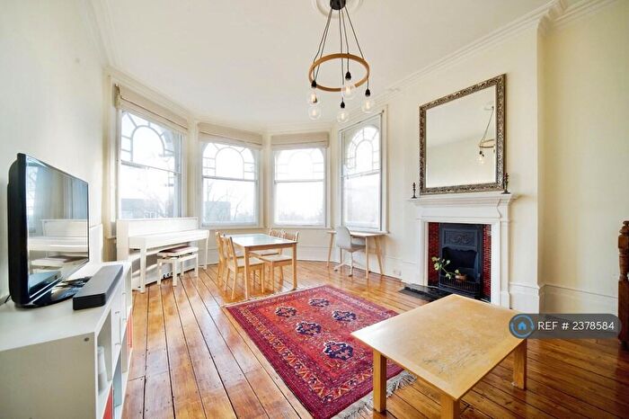 2 Bedroom Flat To Rent In Linden Mansions, London, N6