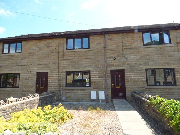 3 Bedroom Terraced House To Rent In Burnley Road East, Rossendale, Lancashire, BB4