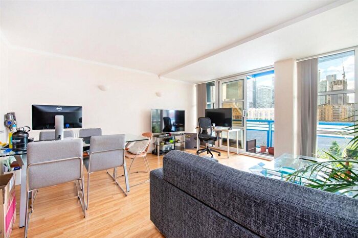 3 Bedroom Flat To Rent In Somerville Point, Trinity Wharf, Rotherhithe, SE16