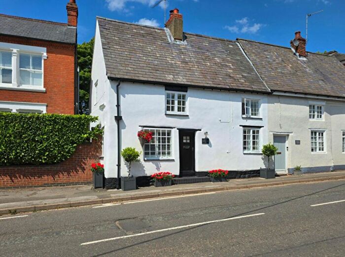 2 Bedroom Cottage For Sale In High Street, West Haddon, Northampton, NN6