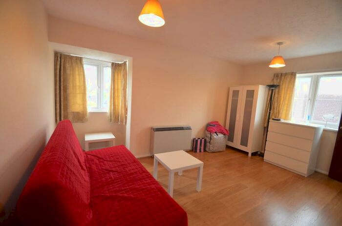 Studio To Rent In Laurel Court, Vicars Bridge Close, HA0