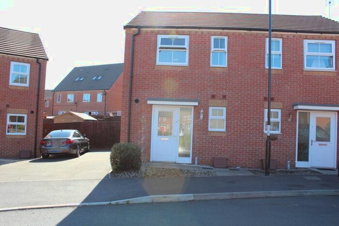 2 Bedroom Semi-Detached House To Rent In Northumberland Way, Walsall WS2