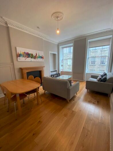 2 Bedroom Flat To Rent In Brighton Street, Newington, Edinburgh, EH1