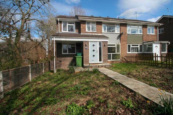4 Bedroom Semi-Detached House To Rent In Brighton Hill, Basingstoke, Hampshire, RG22