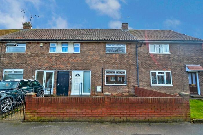 2 Bedroom Terraced House To Rent In Shannon Road, Longhill, Hull, HU8