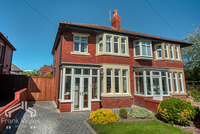 3 Bedroom Semi Detached House For Sale In Lawrence Avenue, Lytham St. Annes, Lancashire, FY8