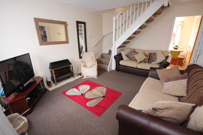 2 Bedroom Semi-Detached House To Rent In Linen Court, Salford, M3