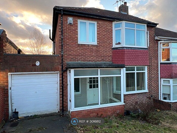 3 Bedroom Semi Detached House To Rent In Bellister Grove, Newcastle Upon Tyne, NE5