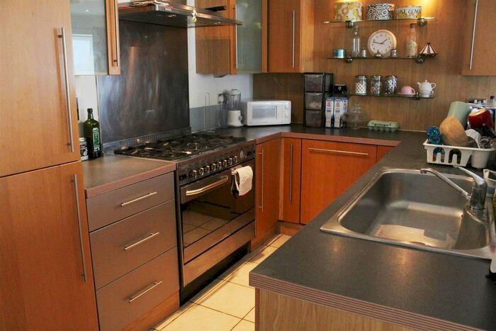 2 Bedroom Flat To Rent In Portland Street, Southampton, SO14