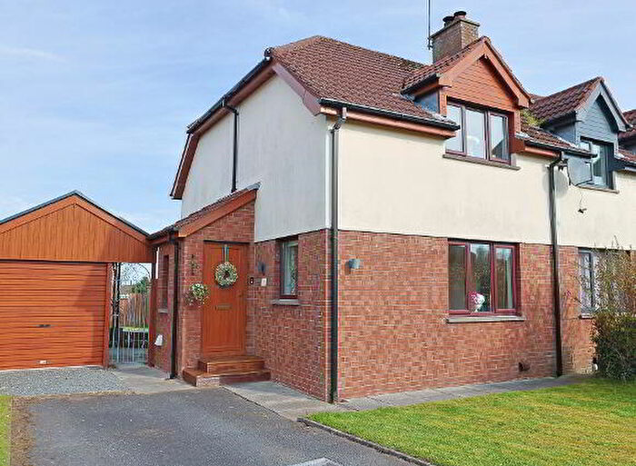 2 Bedroom End TownHouse For Sale In Old Mill Heights, Hillsborough, BT26