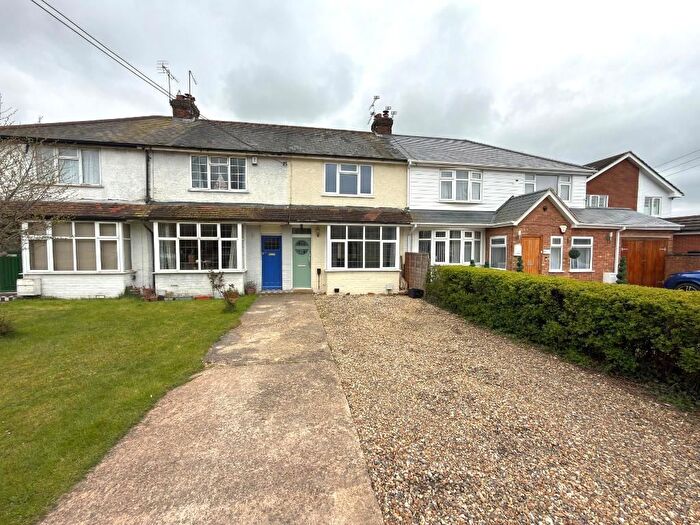 2 Bedroom Terraced House For Sale In Dunstable Road, Caddington, Bedfordshire, LU1