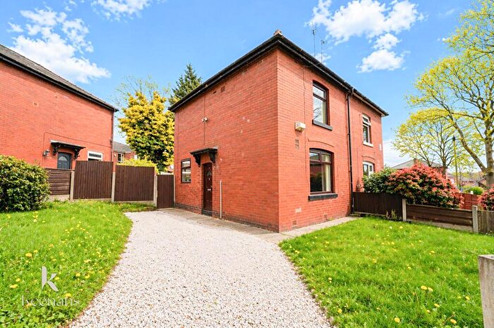 2 Bedroom Semi Detached House For Sale In Chestnut Avenue, Bury, BL9