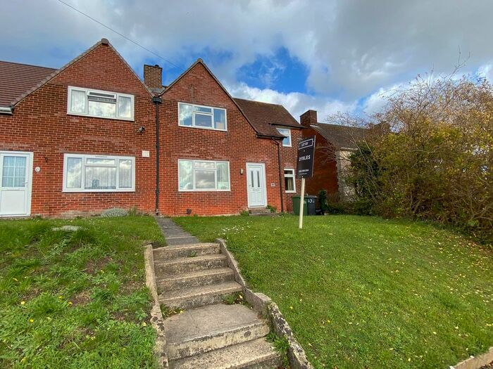 4 Bedroom Semi-Detached House To Rent In Stanmore Lane, Winchester, SO22