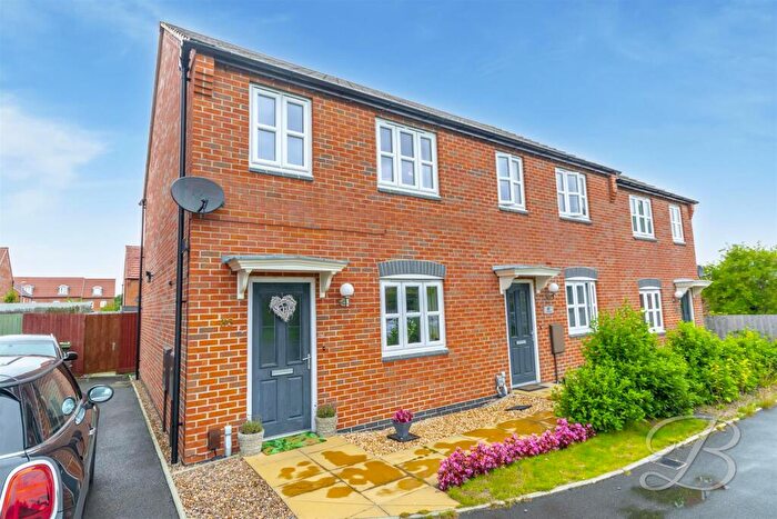3 Bedroom End Of Terrace House For Sale In Debdale Way, Mansfield Woodhouse, Mansfield, NG19