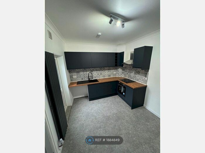 3 Bedroom Terraced House To Rent In Blacker Road, Burnsley, S75