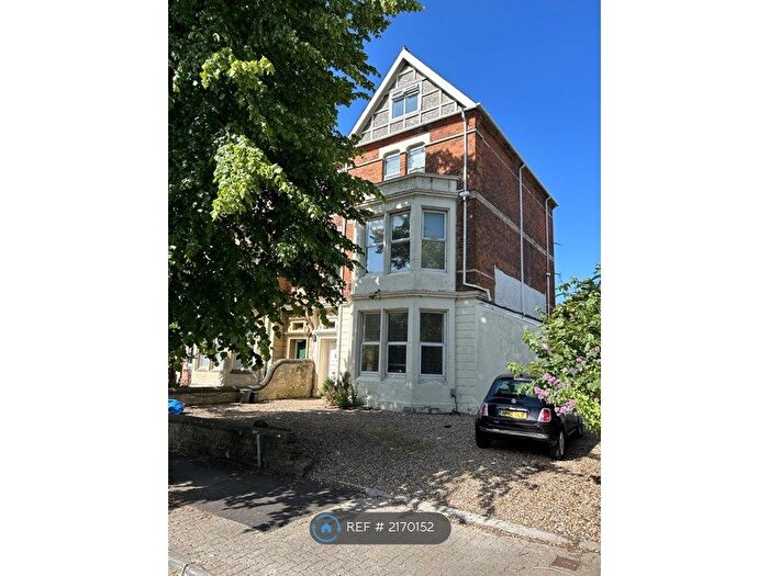 1 Bedroom Flat To Rent In Plymouth Road, Penarth, CF64